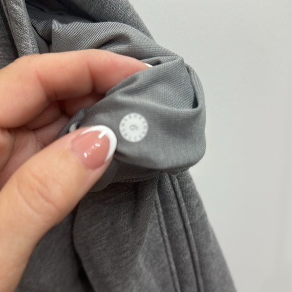 Lululemon Women’s Gray Joggers size 6 - Picture 5 of 9